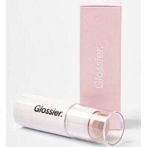 Glossier Haloscope in Quartz NEVER USED